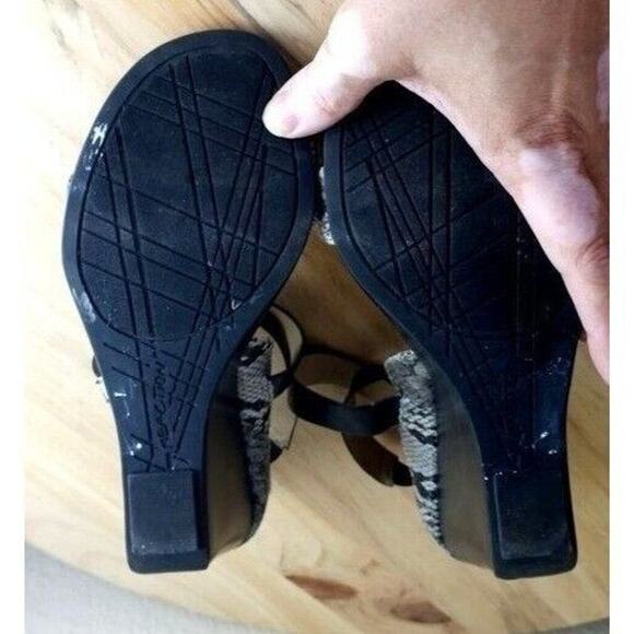 REACTION - Picture 10 of 14